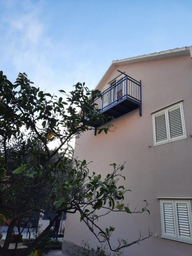 Ioannis Apartments ติวัต ภายนอก รูปภาพ