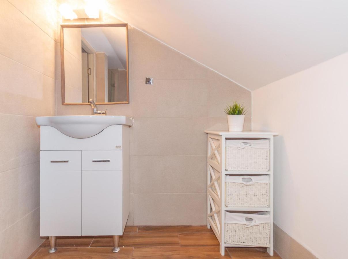 Ioannis Apartments ติวัต ภายนอก รูปภาพ