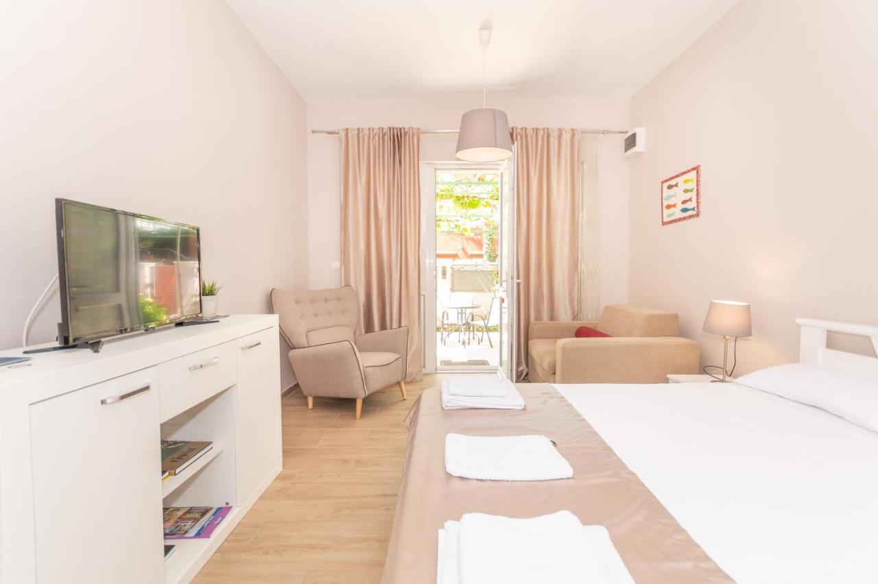 Ioannis Apartments ติวัต ภายนอก รูปภาพ