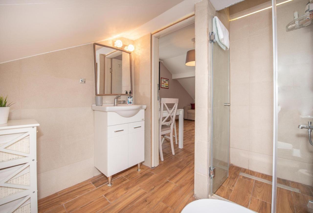 Ioannis Apartments ติวัต ภายนอก รูปภาพ